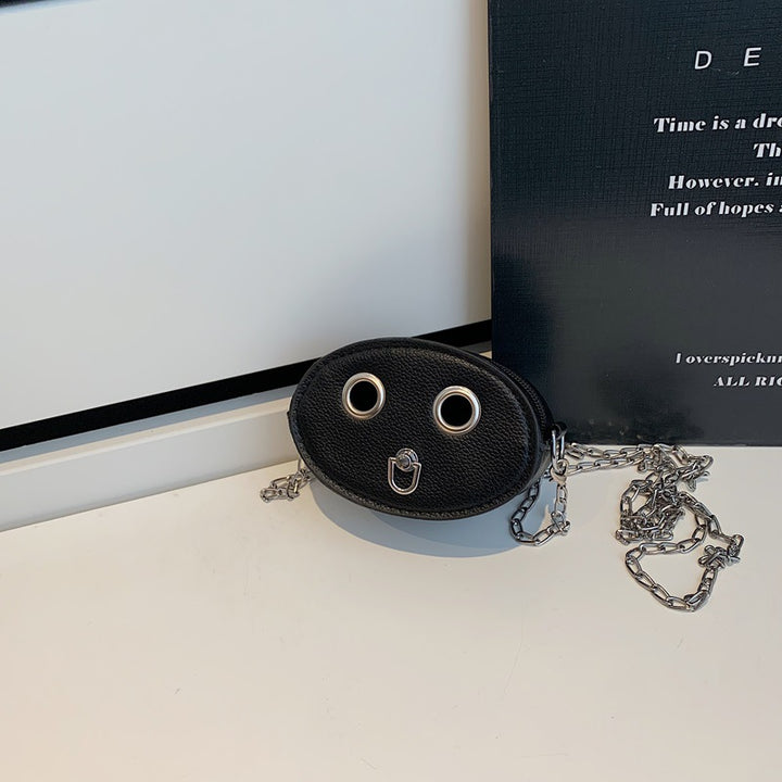 Damen Umhängetasche mit verspieltem Design und praktischen Kettenakzenten Nord Taschen