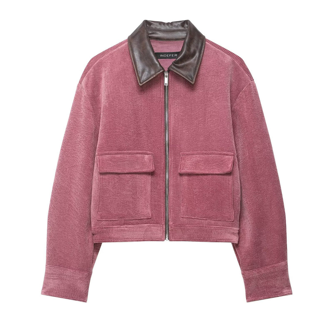 Damen Kurze Cord-Collegejacke mit Kunstlederkragen und aufgesetzten Pattentaschen Nord Taschen