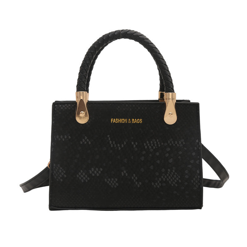 Damen Designer Handtasche mit strukturiertem Obermaterial und goldenen Akzenten Nord Taschen