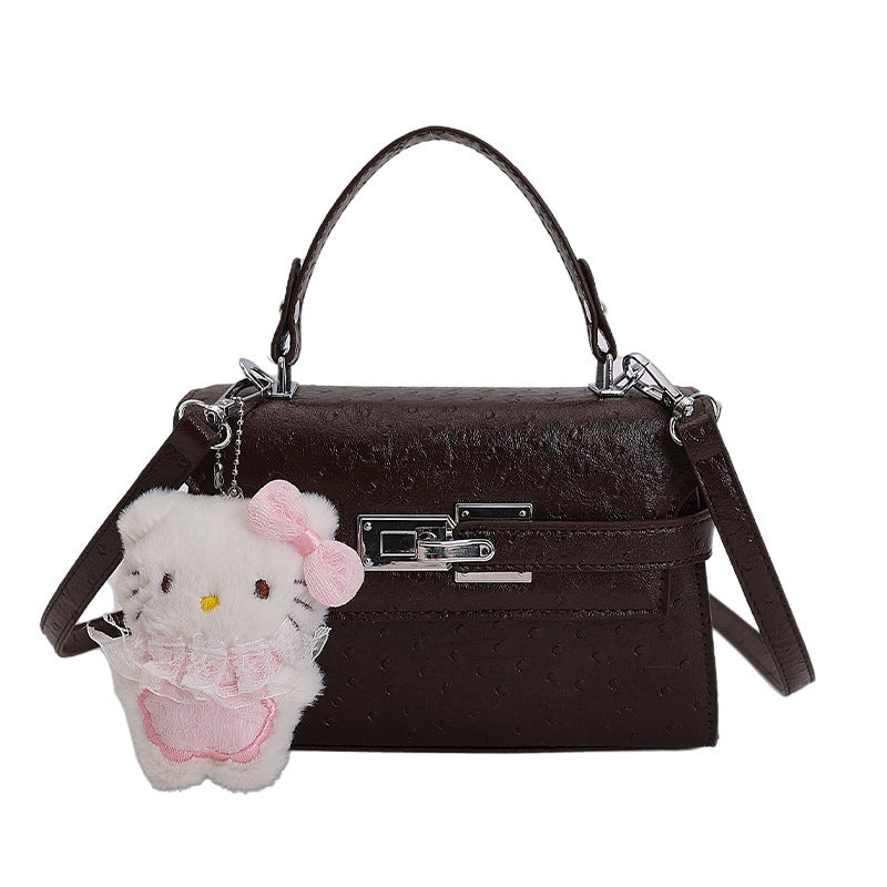 Damen Handtasche im eleganten Design mit niedlichem Anhänger Nord Taschen
