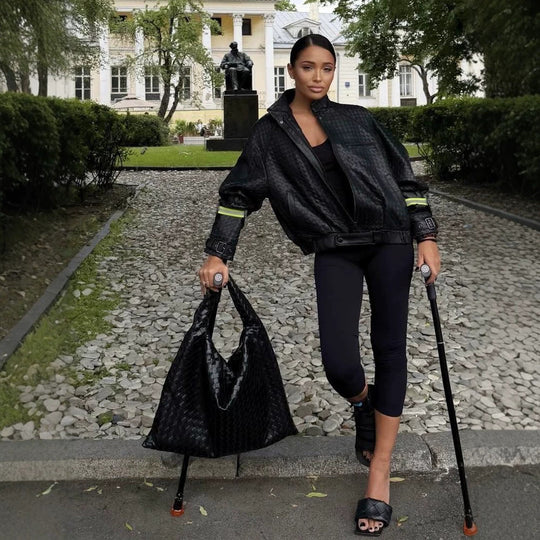 Damen Boxy-Outdoor-Bomberjacke mit hohem Kragen und reflektierenden Bündchen Nord Taschen