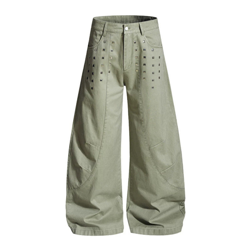 Damen Weite Culotte-Cargohose mit hohem Bund und Metallnieten, tiefer Schritt und aufgesetzten Taschen Nord Taschen