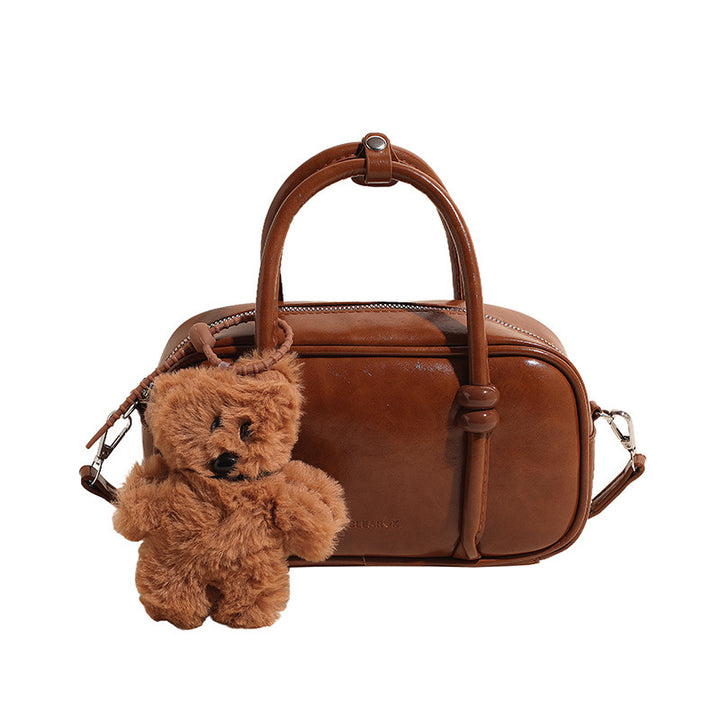 Damen Mini-Handtasche mit charmantem Bärenanhänger Nord Taschen
