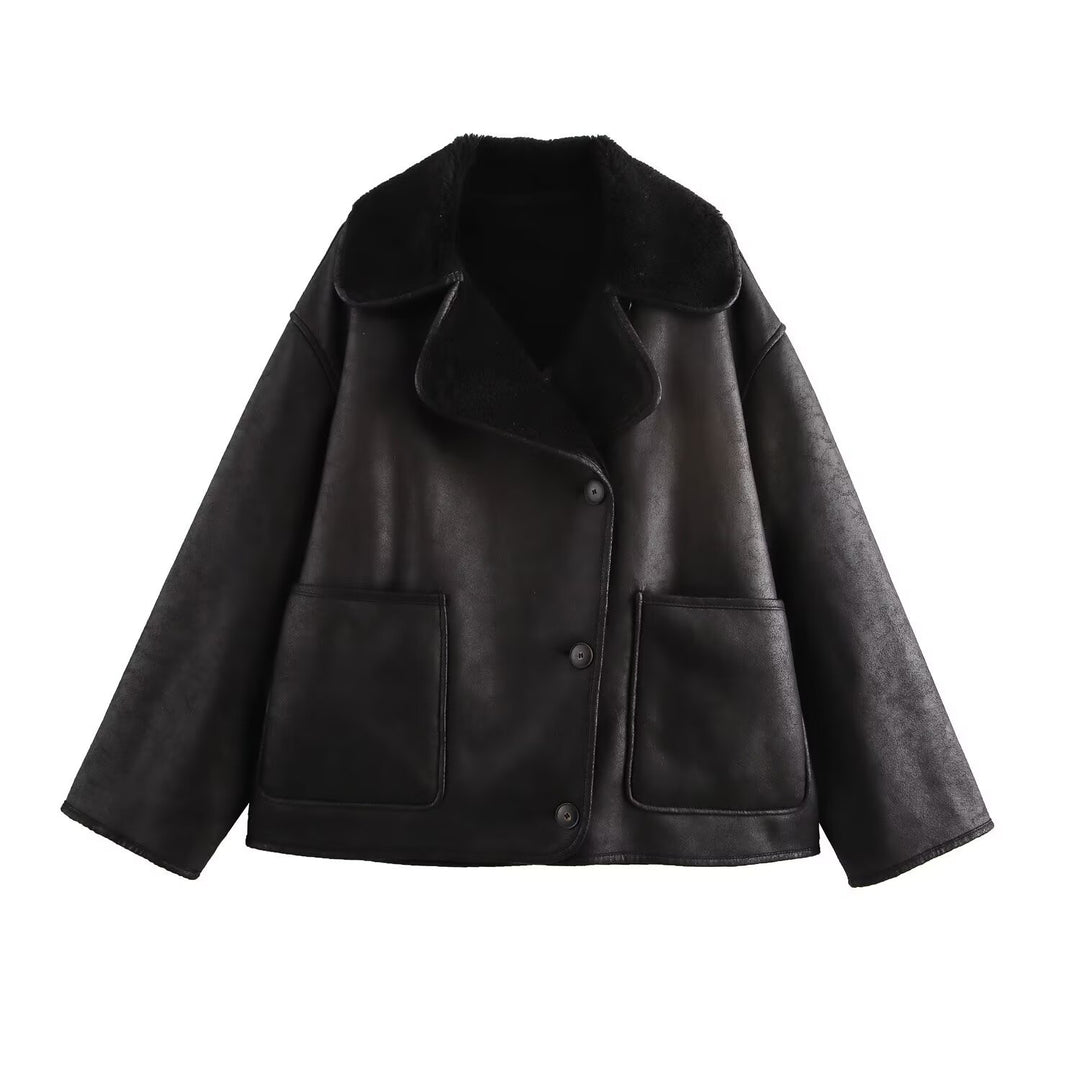 Damen Kurz geschnittener Oversized Lammfellimitat-Mantel mit Teddy-Kragen Nord Taschen