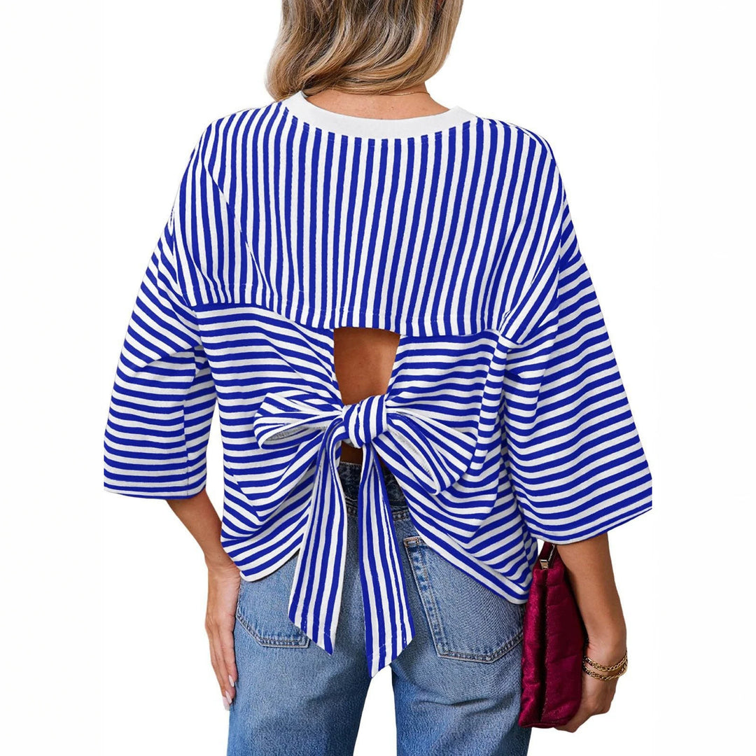 Damen Gestreiftes Oversize-Shirt mit Rückenausschnitt und Schleifenbindung Nord Taschen