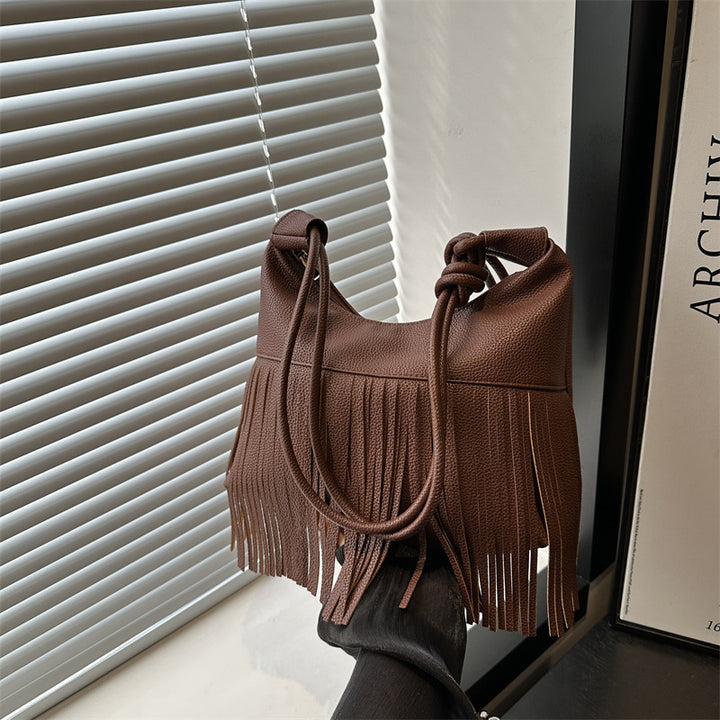 Damen Beuteltasche mit geflochtenem Fransen-Design Nord Taschen