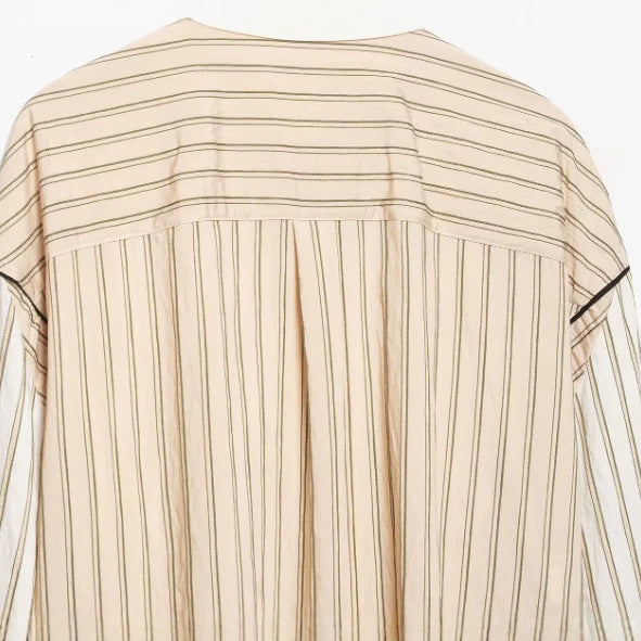 Damen Gestreifte Hemdbluse mit Stehkragen und Tunnelzug Nord Taschen