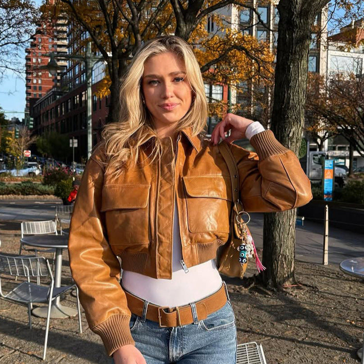 Damen Kurze Lederoptik-Blousonjacke mit großen Pattentaschen und geripptem Bund Nord Taschen