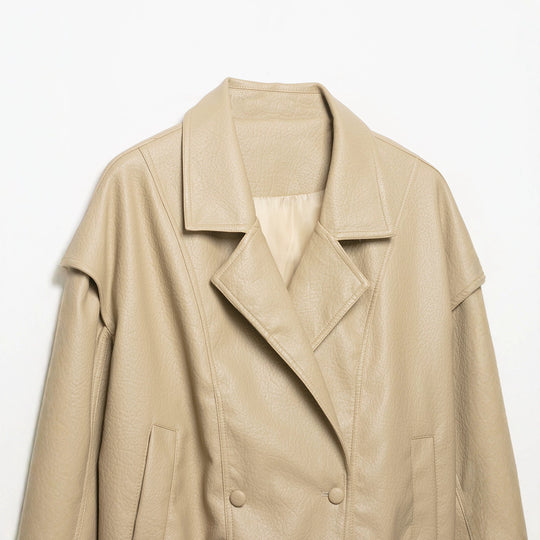 Damen Kurzjacke aus Kunstleder mit breitem Revers und gerafftem Saum Nord Taschen