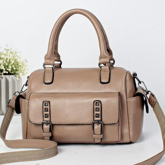 Damen Designer-Tasche mit strukturierter Lederoberfläche und praktischer Umhängemöglichkeit Nord Taschen
