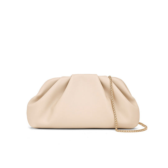 Damen Clutch mit elegantem Faltendesign und luxuriöser Kettenverzierung Nord Taschen