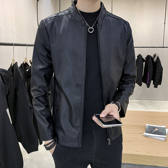 Herren schmal geschnittener Kunstleder Flightblouson mit minimalistischem Stehkragen und verdeckter Reißverschlussleiste Nord Taschen