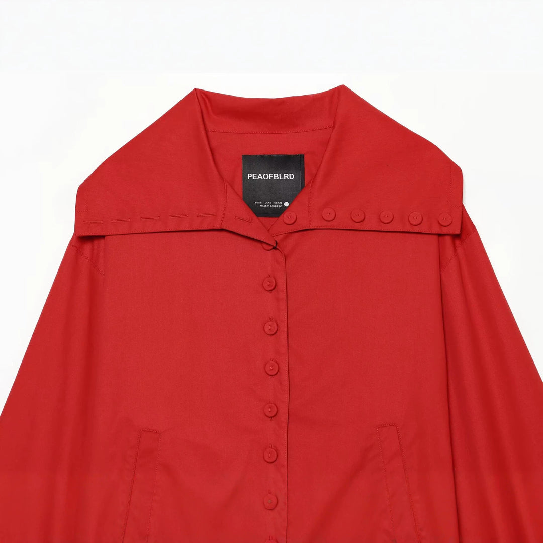 Damen Kurze Boxy-Utility-Jacke mit überlappendem Kragen und Knopfdetail Nord Taschen