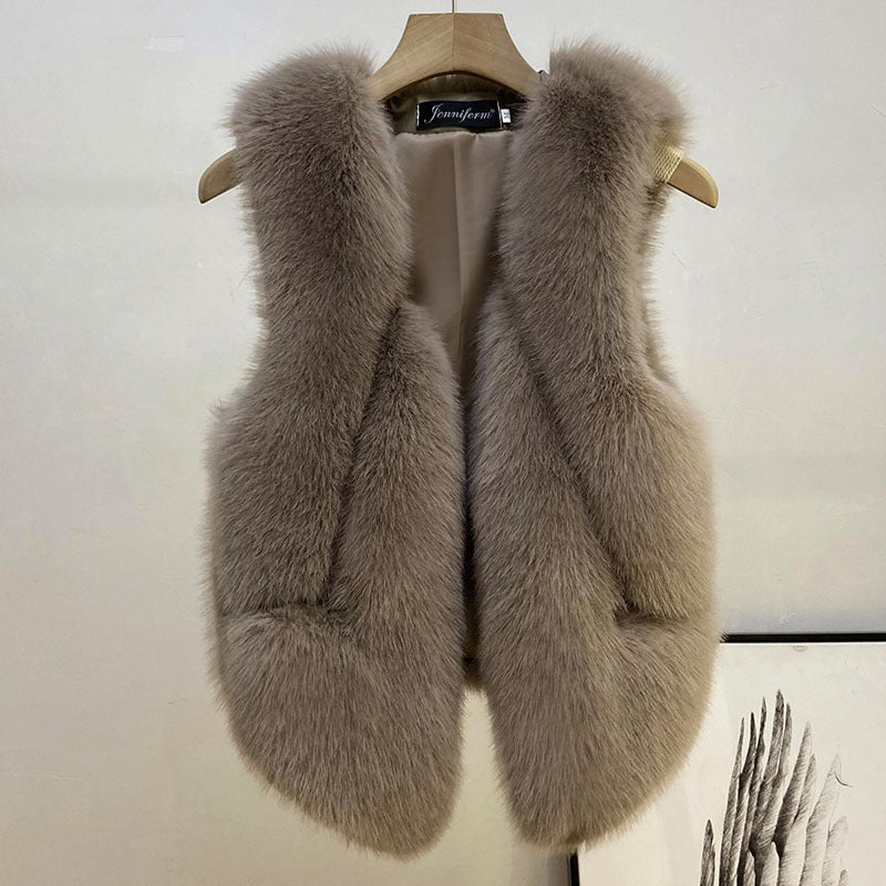 Damen Ärmellose Hochflor-Faux-Fur-Weste mit taillierter Passform und Eingrifftaschen Nord Taschen