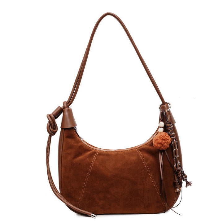 Damen modische Hobo-Tasche mit strukturierter Oberfläche und charmantem Anhänger Nord Taschen