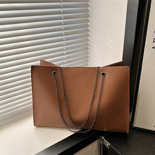 Damen elegante Tote-Bag mit praktischem Innenfach und stilvollem Kettenriemen Nord Taschen