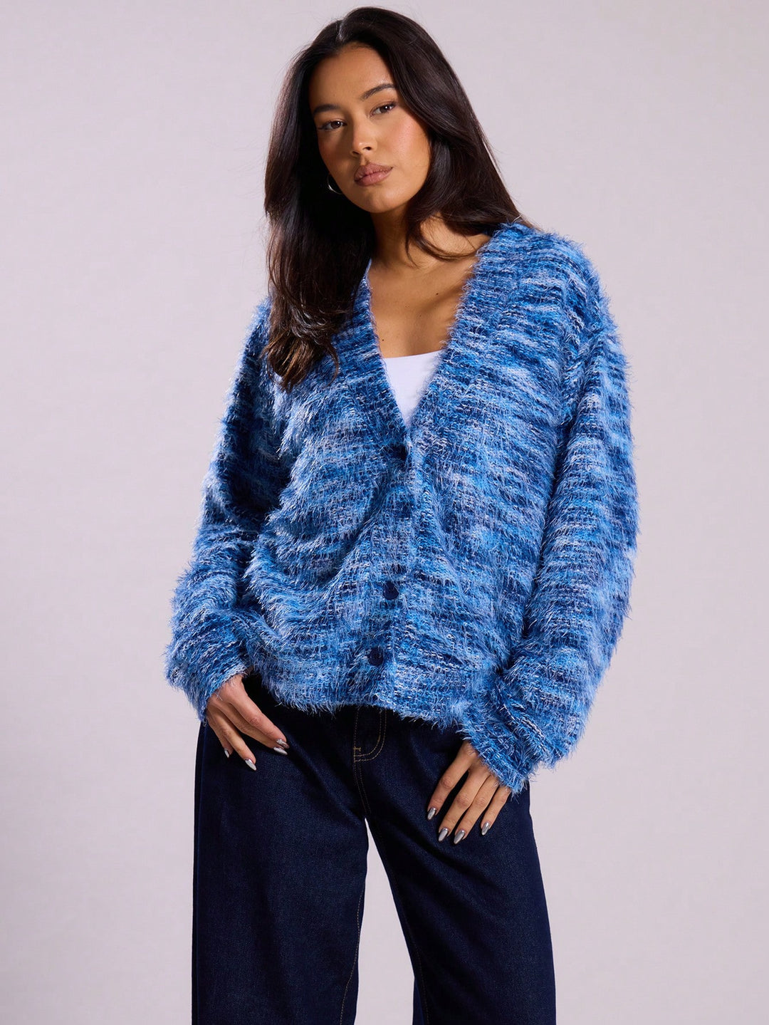 Damen Flauschiger Grobstrick-Cardigan mit V-Ausschnitt Nord Taschen