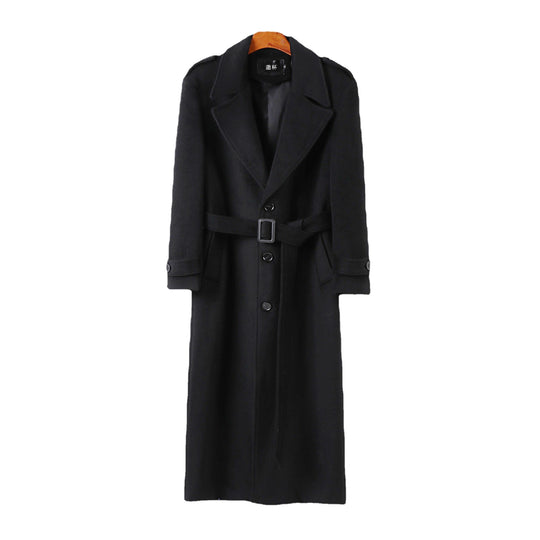 Herren Bodenlanger Einreihiger Wollmix-Mantel mit markantem Revers und Schulterriegel Nord Taschen