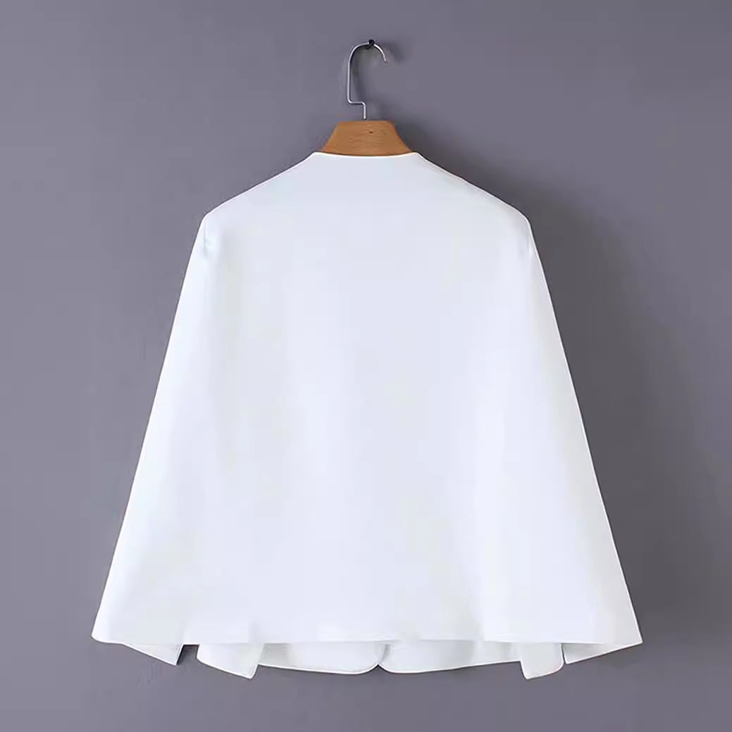 Damen Eleganter Cape‑Blazer mit offenen Ärmelschlitzen und cleanem Fall Nord Taschen
