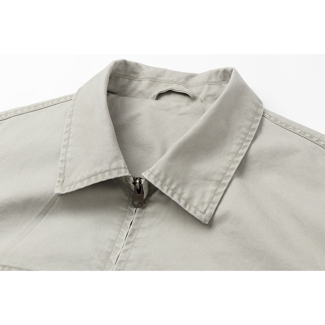 Herren Kurzblouson im Boxy‑Cut aus Canvas mit diagonalen Reißverschlusstaschen und elastischem Saum Nord Taschen