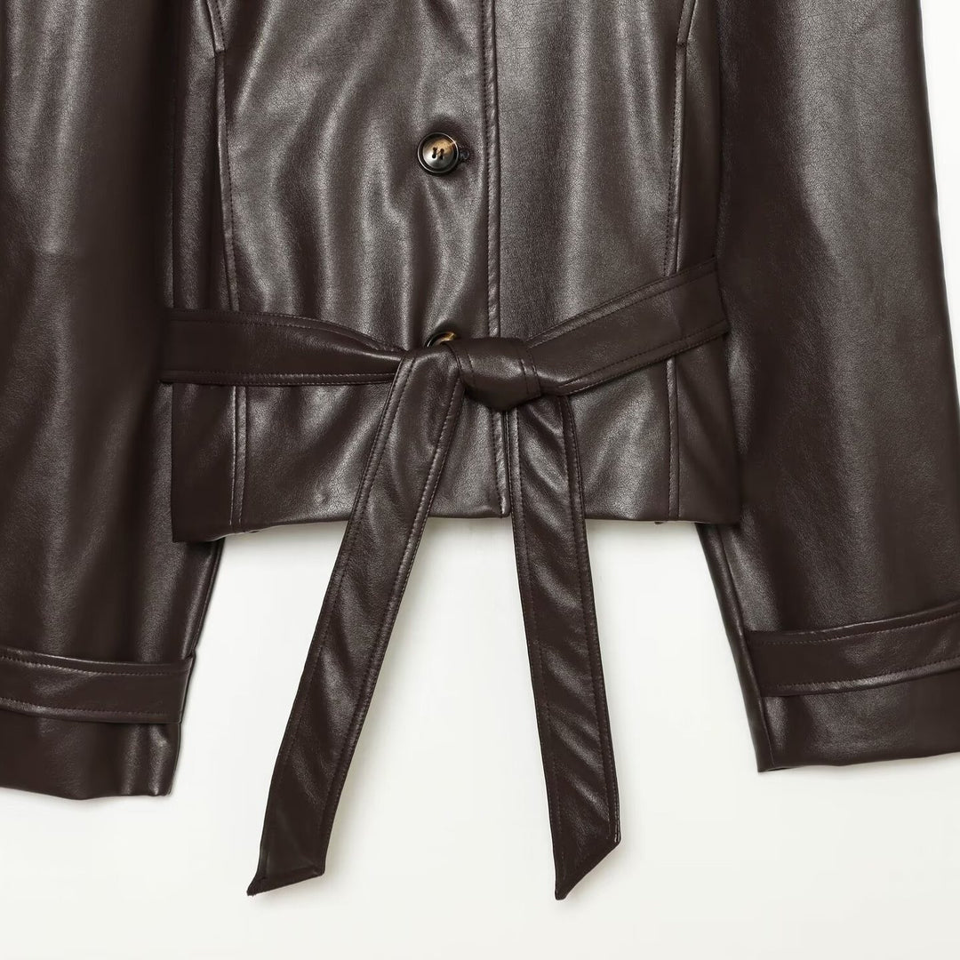 Damen Taillierte Cropped Veganlederjacke mit Stehkragen und Bindegürtel Nord Taschen