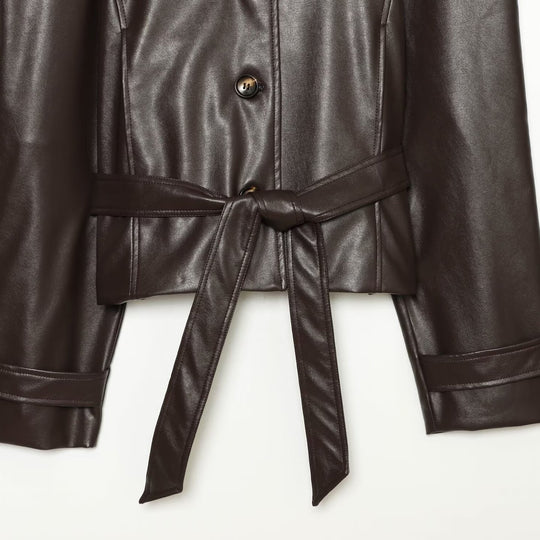 Damen Taillierte Cropped Veganlederjacke mit Stehkragen und Bindegürtel Nord Taschen