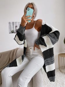 Damen Lässiger Strickmantel mit Streifen Nord Taschen