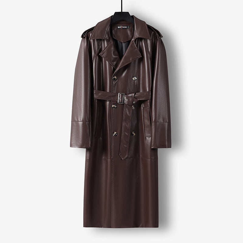 Herren Langer Kunstleder-Trenchcoat mit Doppelreiher, Taillengürtel und Schulterklappen Nord Taschen