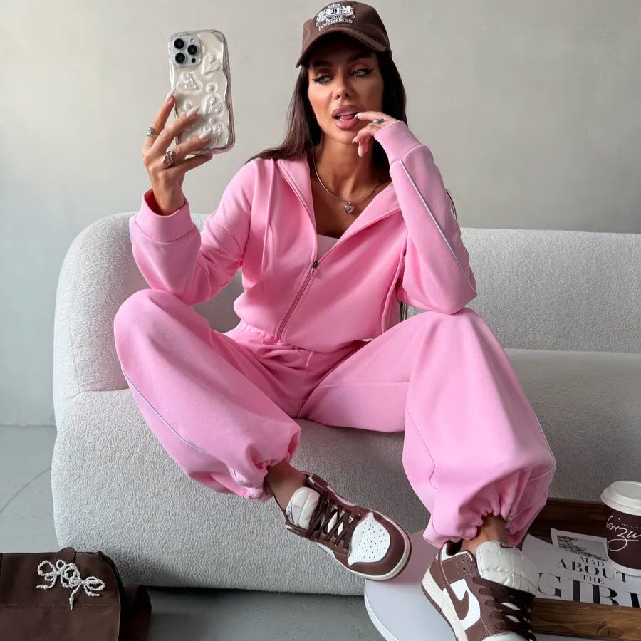 Damen lässiges Lounge-Set aus French-Terry mit Kurzzip-Hoodie und High-Waist Wide-Leg Jogginghose mit Kontrastpaspel Nord Taschen