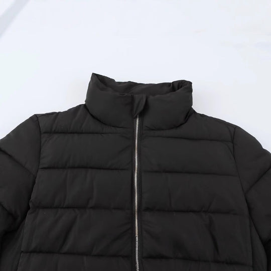 Damen Kurze gesteppte Daunenoptik-Steppjacke mit Stehkragen und Elastikbündchen Nord Taschen