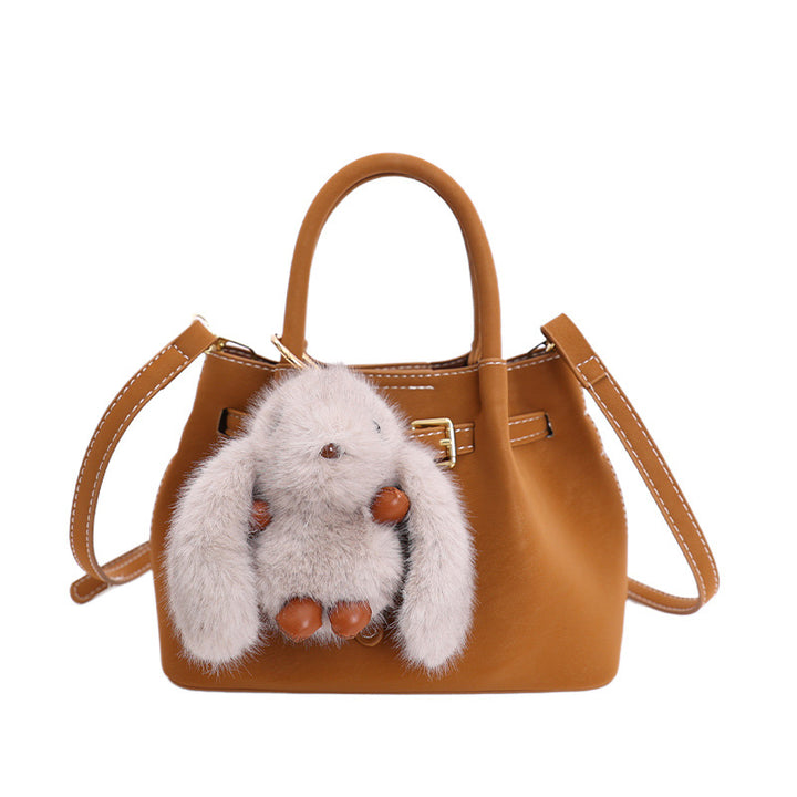 Damen modische Handtasche mit kuscheligem Anhänger Nord Taschen