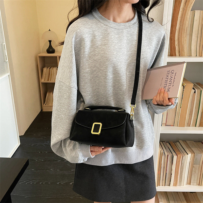 Damen Schultertasche mit elegantem Verschluss und verstellbarem Riemen Nord Taschen