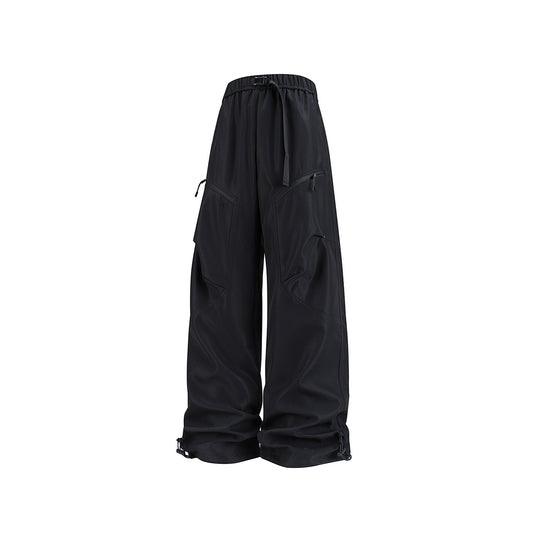 Herren Weite Technical‑Cargo‑Hose mit Tunnelzugbund, verstellbaren Beinabschlüssen und Reißverschlusstaschen Nord Taschen