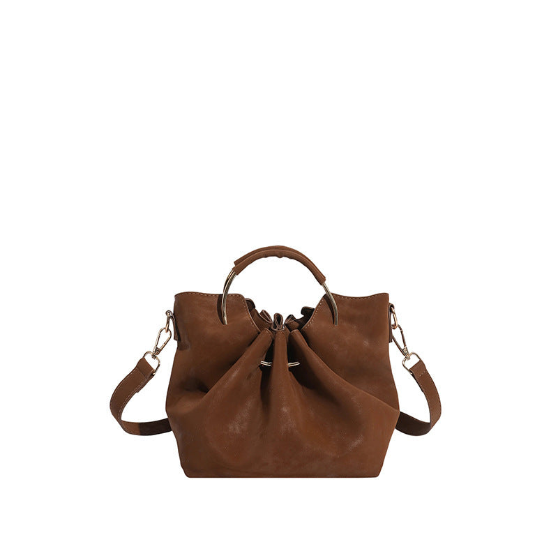 Damen Hobo-Tasche mit elegantem Raffung und stilvollem Metallhenkel Nord Taschen