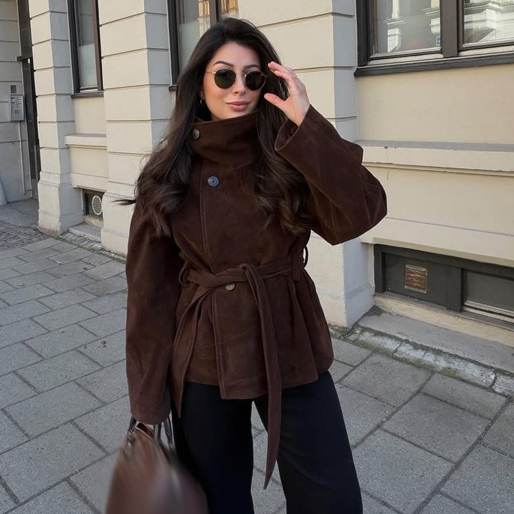 Damen Kurzjacke aus Veloursleder mit hohem Stehkragen und Bindegürtel Nord Taschen