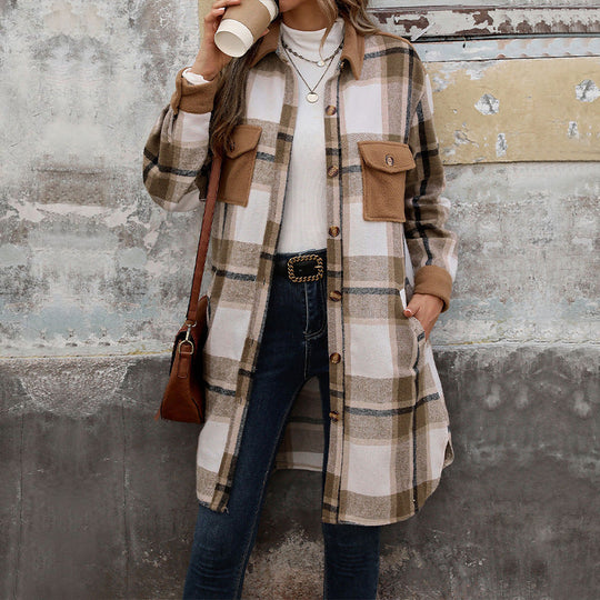 Damen Lange Überwurfjacke im karierten Flanell‑Look mit aufgesetzten Pattentaschen Nord Taschen