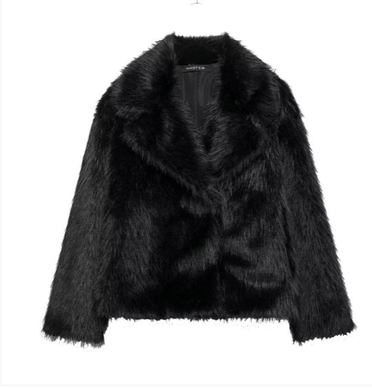 Damen 100+ kurze Kunstfelljacke mit Reverskragen, weichem Teddyfell und verdeckter Druckknopfleiste Nord Taschen