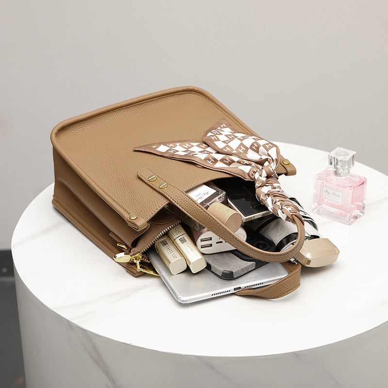 Damen Tragetasche mit elegantem Design und abnehmbarem Seiden-Schal Nord Taschen