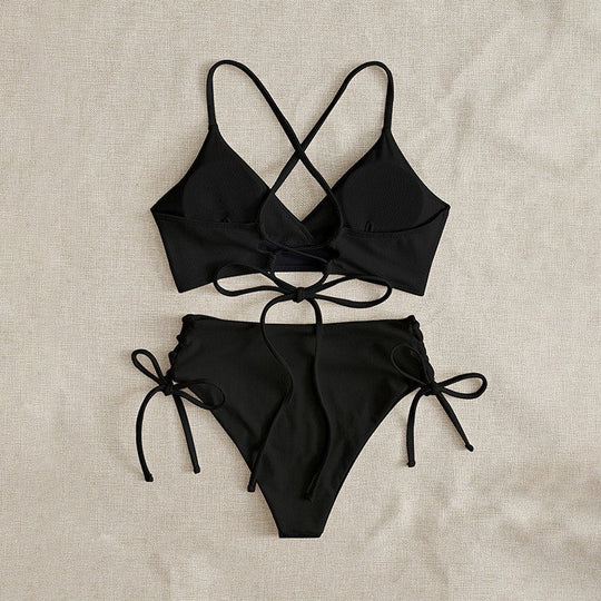 Damen Triangel-Bikini mit raffinierten Kordeldetails