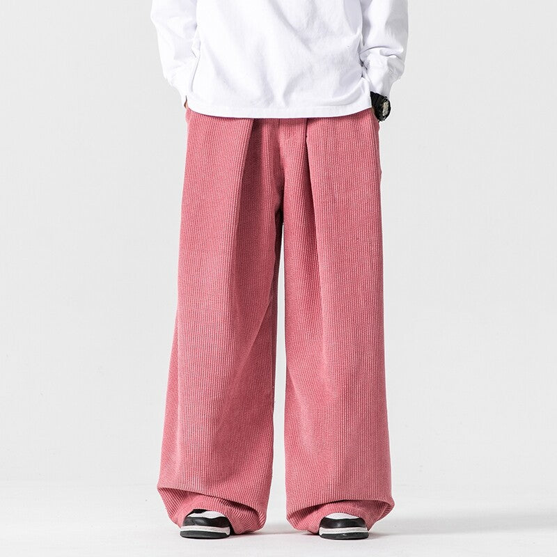 Herren Weite Cordhose mit Bundfalten und Relaxed-Silhouette Nord Taschen