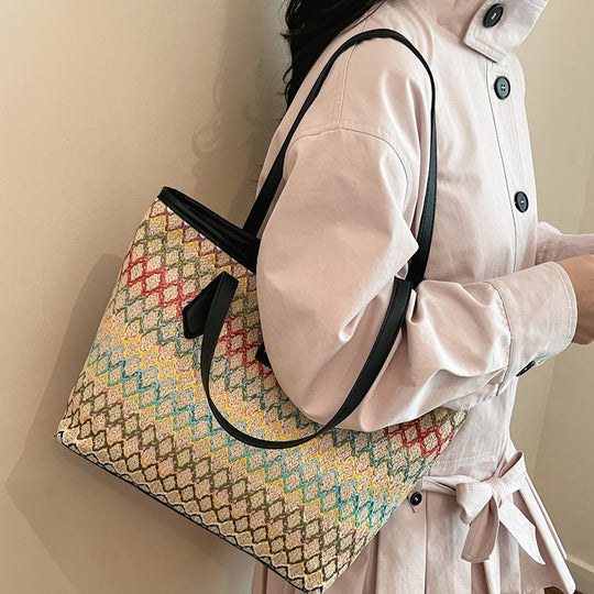 Damen stilvolle Einkaufstasche aus beschichtetem Material mit buntem Muster Nord Taschen