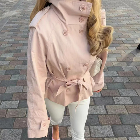 Damen Kurzjacke im Trench‑Stil mit Stehkragen Doppelreihe und Bindegürtel Nord Taschen