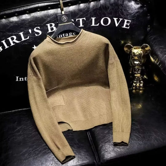 Damen Kurz geschnittener Strickpullover mit unregelmäßigem Saum und Rundhalsausschnitt Nord Taschen