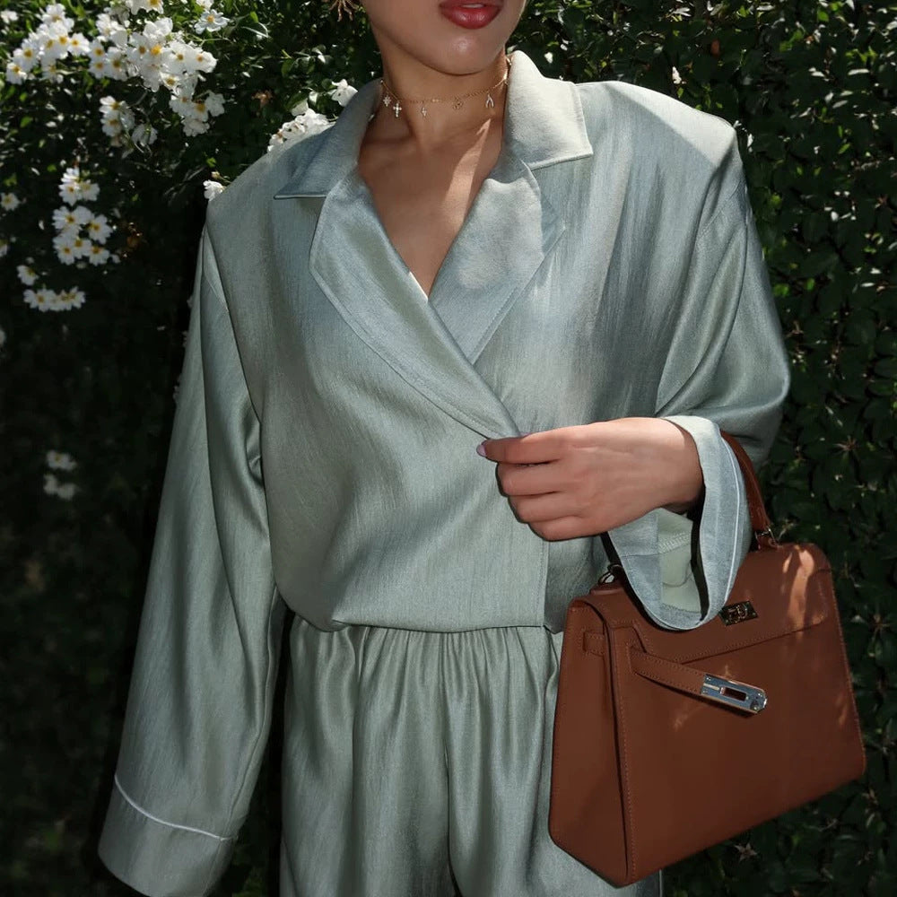 Damen Satin-Zweiteiler mit Wickelbluse, weiten Hosen und elastischem Bund Nord Taschen