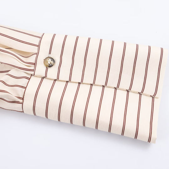 Damen Oversize-Hemdbluse mit Streifenmuster, verlängerten Manschetten und verdeckter Knopfleiste Nord Taschen