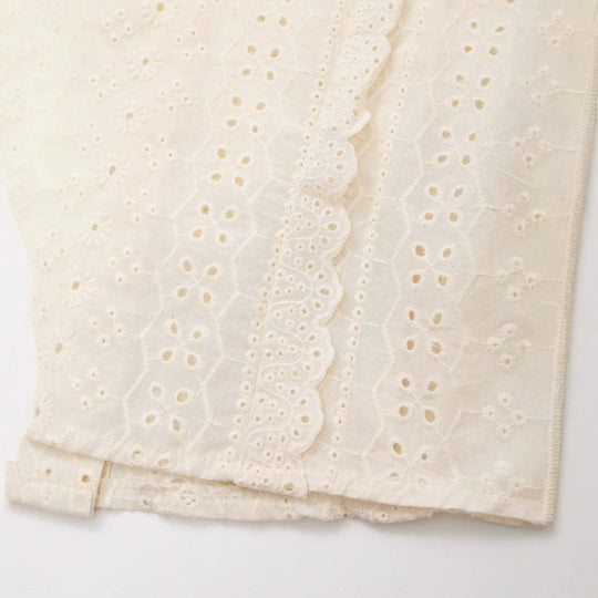 Damen Broderie Anglaise Baumwollbluse mit Rüschenbesatz und Ballonärmeln Nord Taschen