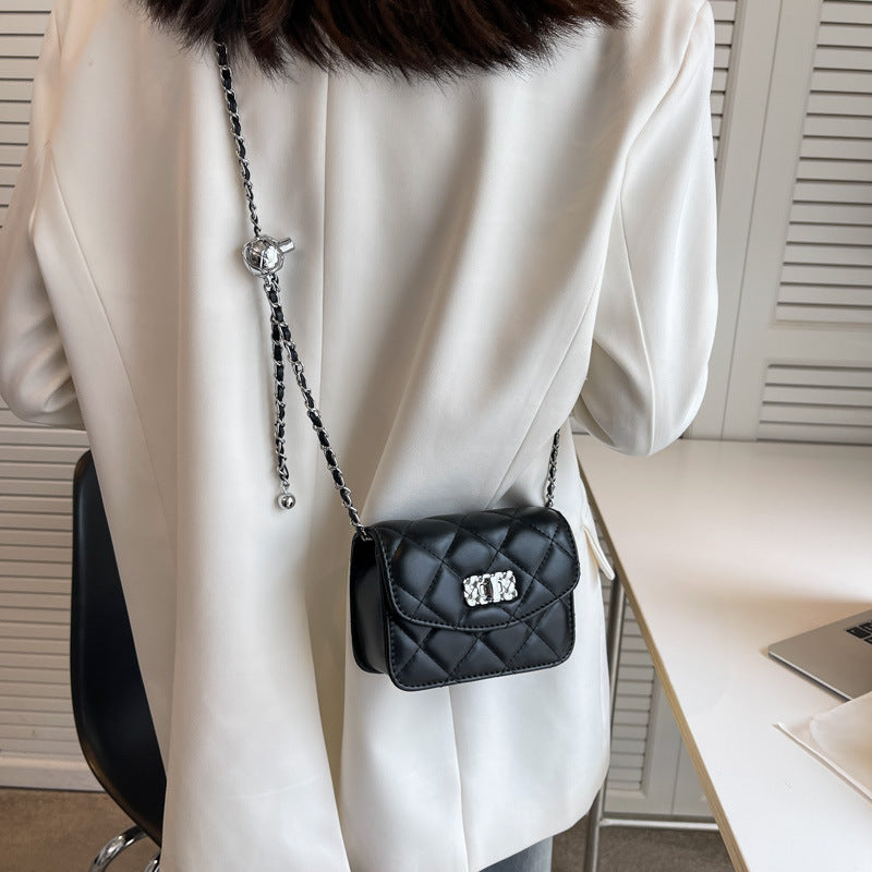 Damen Clutch-Tasche mit elegante Steppung und funkelndem Verschluss Nord Taschen