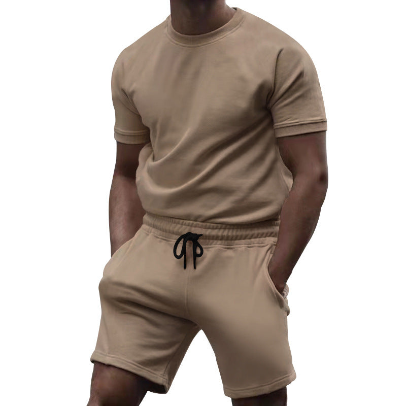 Herren Sportkombination mit kurzärmligem Oberteil und bequemen Shorts