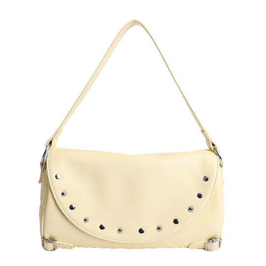 Damen Hobo-Tasche mit modischen Nietenakzenten und praktischem Verschluss Nord Taschen