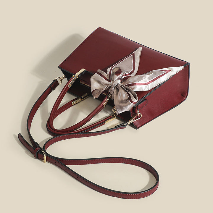 Damen Handtasche mit abnehmbarem Schleifenakzent Nord Taschen